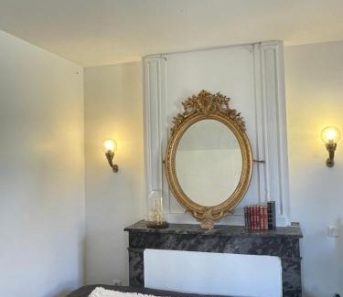 Meze Apartment | Les jardins de Veronique Marie