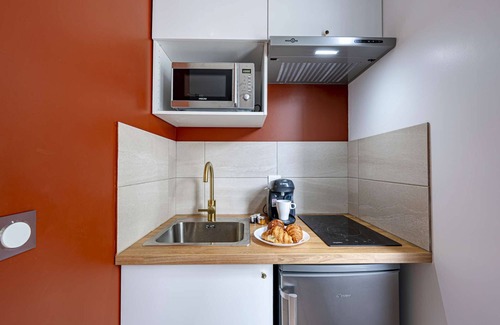 Chatellerault Apartment | Les Maisons Acajou/Charming T2 equipped with Spicy Nature