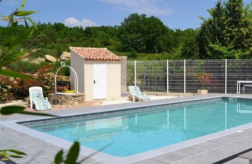 Saint-Dezery Apartment | Les Olivettes - Gite Zen