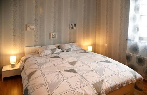 Luxeuil-les-Bains Apartment | Les pieds dans l'eau,la tête dans les nuages