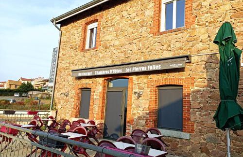 Rozier-en-Donzy Bed & Breakfast | Les Pierres Folles