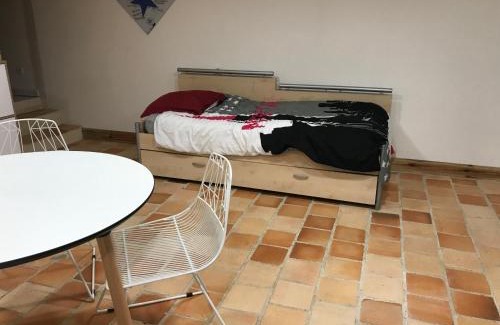 Benet Apartment | Les portes du marais