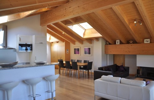 Val d'Illiez Apartment | Les Portes du Soleil duplex apartment sleeps 9 ski-in ski-out