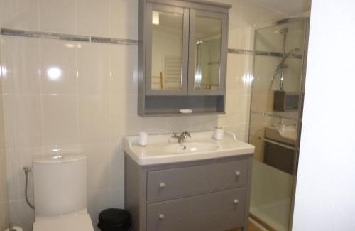 Moncontour House | LES RIVES DE LA DIVE les chambres 123 coaching