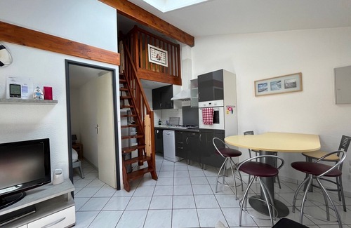 Vic-la-Gardiole House | LES SALINES reconnecting with nature.