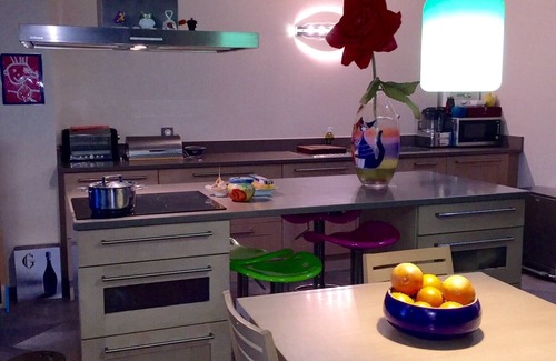 Carcassonne House | "les secrets de Maria" at the foot of the Cité with terrace