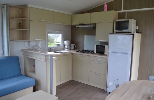 Plounevez-Lochrist House | Les Terrasses de la Baie: 'Between land and sea'