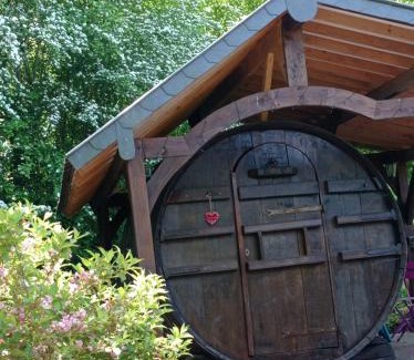 Lisores Bed & Breakfast | les tonneaux de Lisores