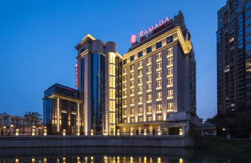 Shizhong District Hotel | Leshan Ramada Hotel