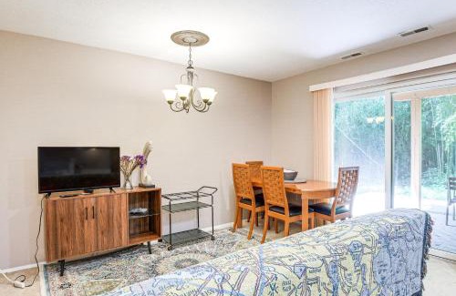 Simpsonville Apartment | Less Than 25 Mi to Downtown Baltimore and DC Apt with Deck