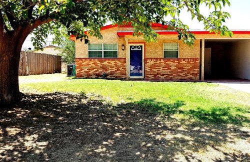 Big Spring House | Let D's Cozy Cottage Provide a Comfortable Stay!