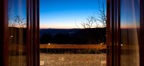 Mesaia Trikala House | Levanta Guesthouse