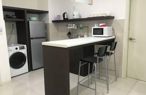 Downtown Kota Kinabalu Apartment | Levenue Homestay @ Sutera Avenue