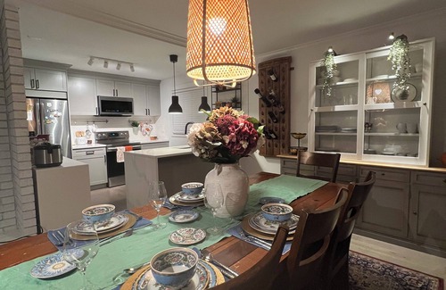 Regional District of Nanaimo House | LF Guesthouse - Calm Mornings, Cozy Nights!