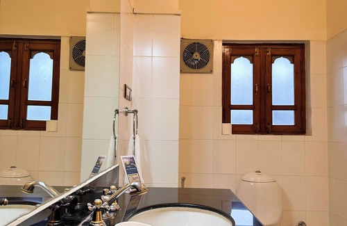 Phuntsholing Hotel | lhaki Hotel