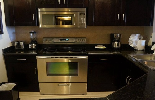 Los Brazos House | LHVC- Chairman's Circle Presidential 2 Bed -LOWEST ALL INCLUSIVE-VIP Gold Bands