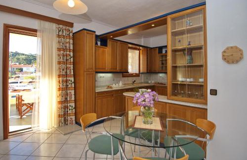 Patitiri House | Lidromi Home (Iris)