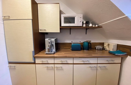 Wasserzell Apartment | Liebevoll eingerichtete FeWo mit großem Balkon für gemütliche Stunden