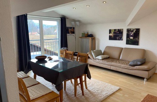 Finsterau Apartment | Liebevoll Eingerichtete Ferienwohnung mit Sauna im Schönen Erholungsort Finsterau