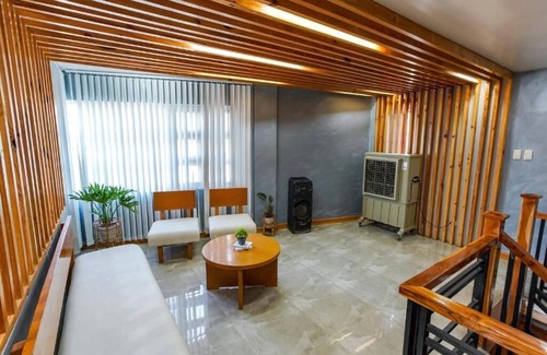 Santa Maria House | Life In Santa Maria