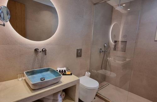 Tourlos House | LIFE SUITES