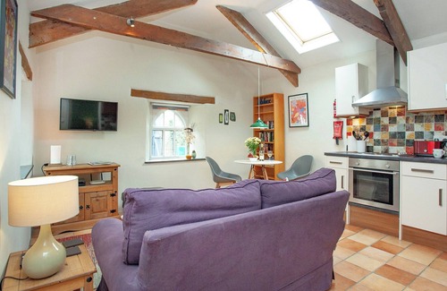 Lifton Cottage | Lifton Hall - The Barn