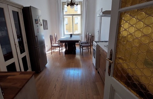 Vinohrady Apartment | Light and welcoming 2-bedroom apartment in the heart of Prague