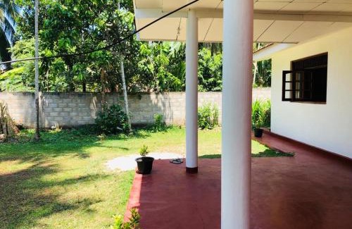 Devinuwara Villa | Light House Beach Resort