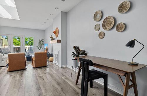 Saint Joseph House | Lighthouse Lookout