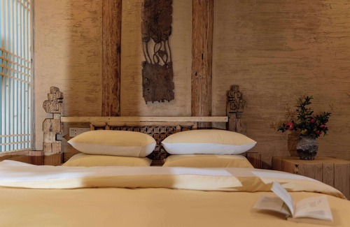 Gucheng Hotel | Lijiang half yard hotel