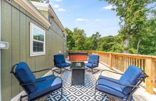 Siloam Springs House | Lil cottage in the woods