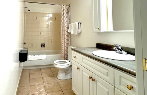 Lillooet Hotel | Lillooet Hotel Victoria