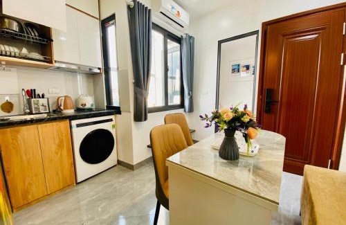Thuy Khue Apartment | Lilo's Homestay West Lake Thuy Khue