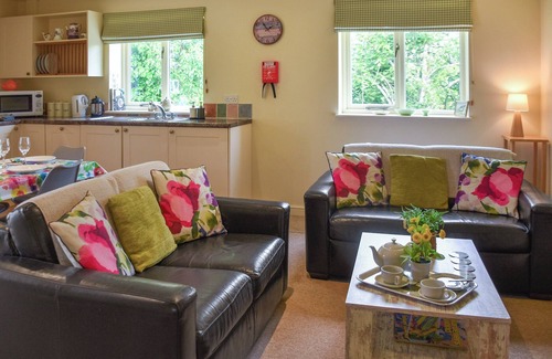 Nassington Cottage | Lily Pad 4 - UK43910