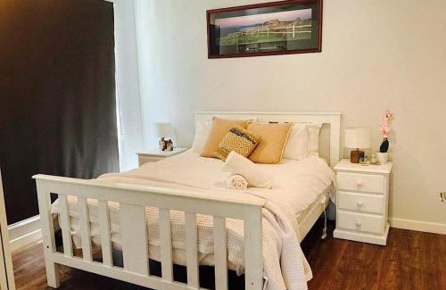Lima East House | Lima Lodge