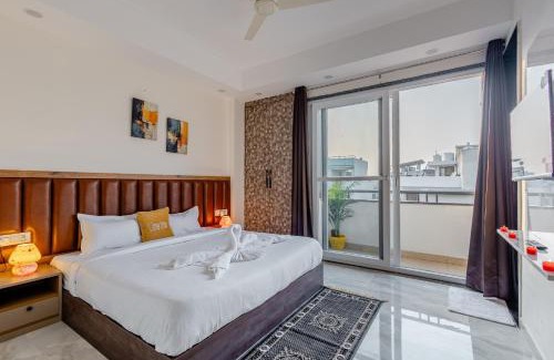 Gurugram Apartment | Lime Tree Luxury 2BHK Serviced Apartment Near Artemis Hospital Gurgaon