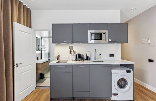 Zuidwal Apartment | Limehome Den Haag Nieuwstraat