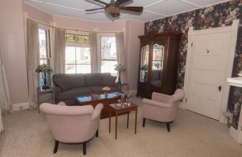 Rockland Bed & Breakfast | LimeRock Inn