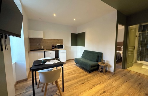 Limoges Apartment | Limoges Sud-lescinqsuites/le Saint Laurent - Dabnb