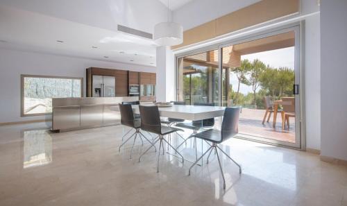 Tamarit Villa | Limonium Deluxe Villa with Private Pool, TarracoHomes
