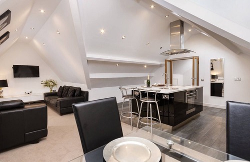 Pontcanna Hotel | Lincoln House Hotel