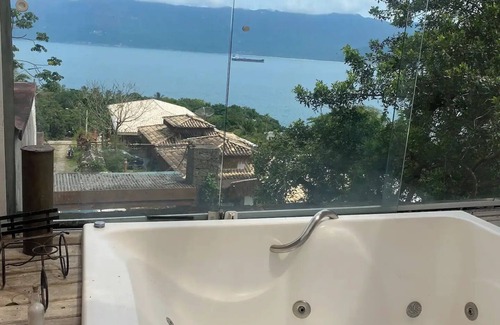 Veloso House | Linda Casa Ilhabela com Vista Maravilhosa