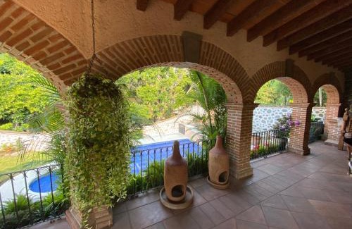 Cuernavaca Villa | Linda Villa al lado del Club de Tenis