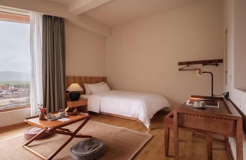 Shangri-La Hotel | Linden Centre Naada