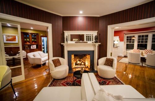 Southwest Harbor Bed & Breakfast | Lindenwood Inn
