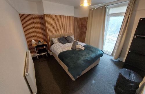 Wyken House | Lindi Property