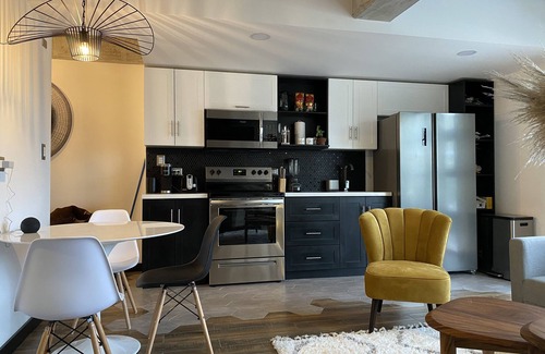 Zona 14 Apartment | Lindo studio en la cuidad con balcón privado