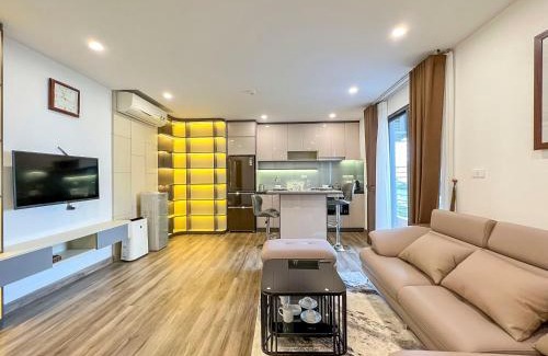 Cong Vi Apartment | Linh Lang - Căn hộ hiện đại