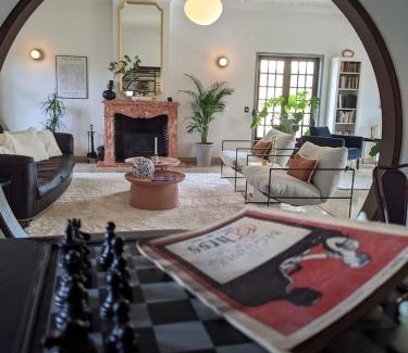 Funchalinho Villa | Lisbon Coastal Retreat
