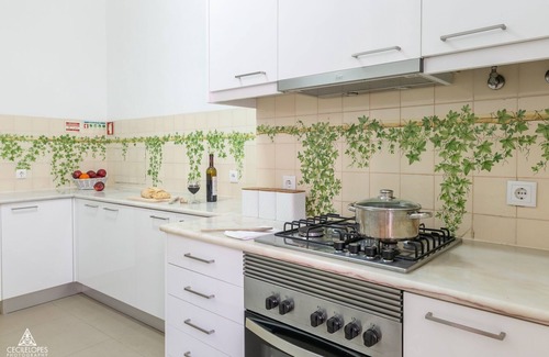 Sao Jorge de Arroios Apartment | Lisbon Family Getaway - Casa da Avenida Lisboa